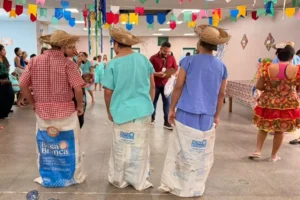 Hospital de Clínicas leva tradição junina aos pacientes e reforça ações de humanização durante o mês de junho