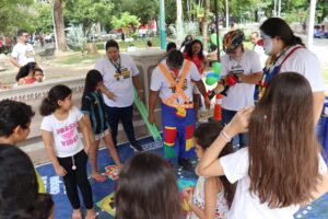 Segbel integra ações na praça Batista Campos durante o Maio Laranja