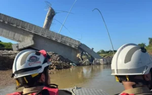 Ponte que desabou no Acre estava interditada após rachadura