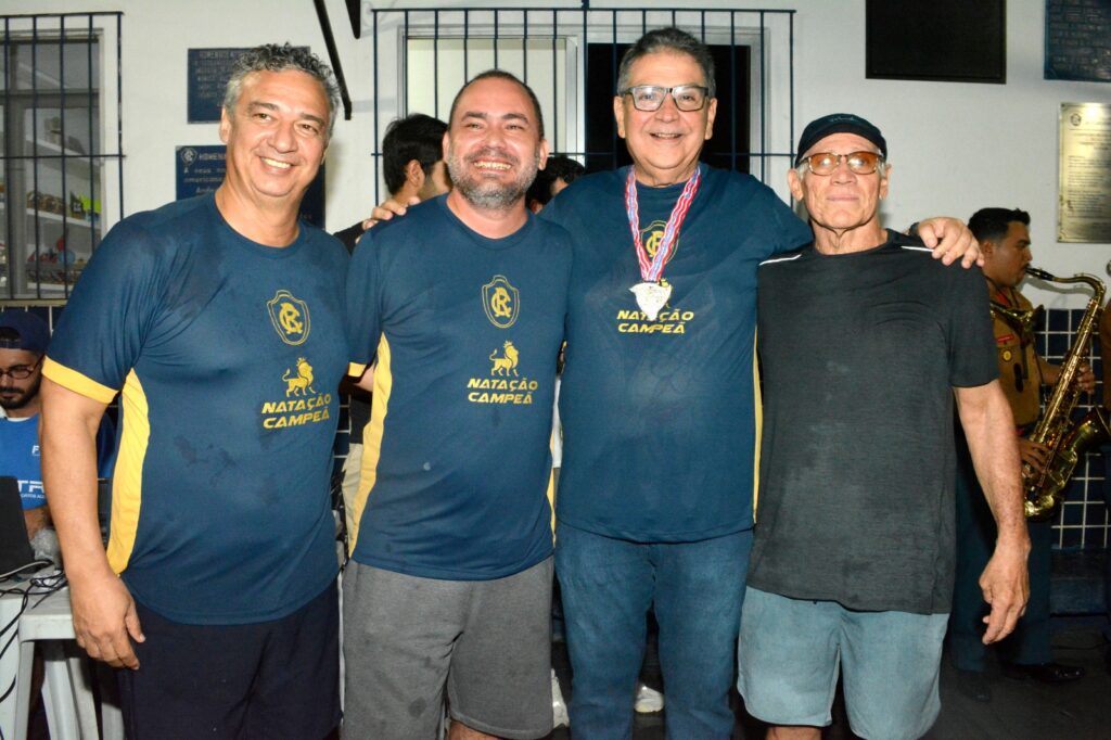 Remo brilha nas piscinas, conquista título máster e emociona com homenagem a Tonhão