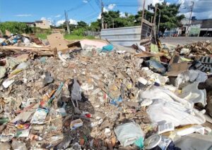 Preso em flagrante após descartar meia tonelada de entulho no Guamá