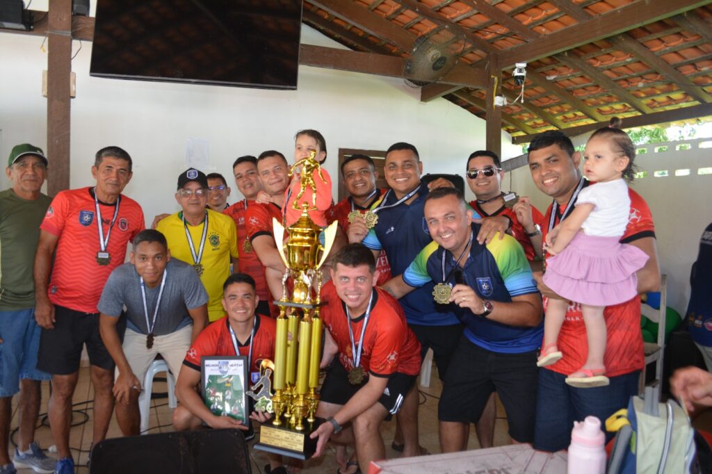 Goleada, festa e integração marcam final do Campeonato Tarjetas