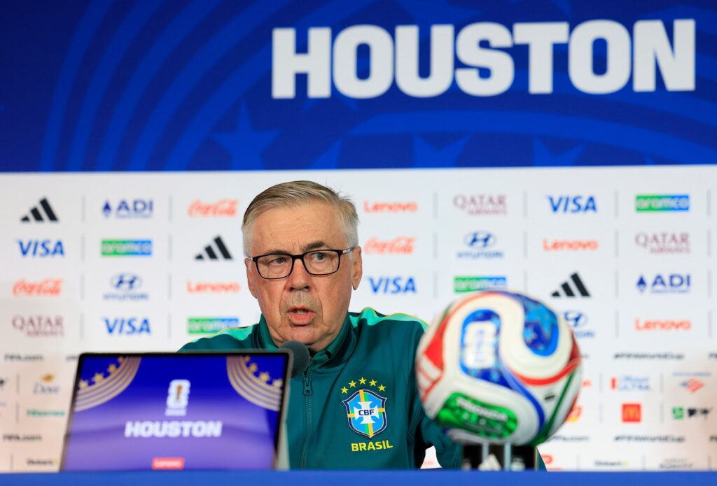 Ancelotti afirma que Brasil precisa de “mente, coração e ideia clara” para jogo contra o Japão