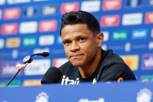 Douglas Santos destaca equilíbrio da Copa do Mundo: “Não vai existir jogo fácil”