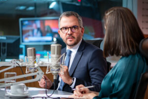 “Estamos buscando soluções concretas para o transporte aéreo regional”, ressalta o ministro Tomé Franca