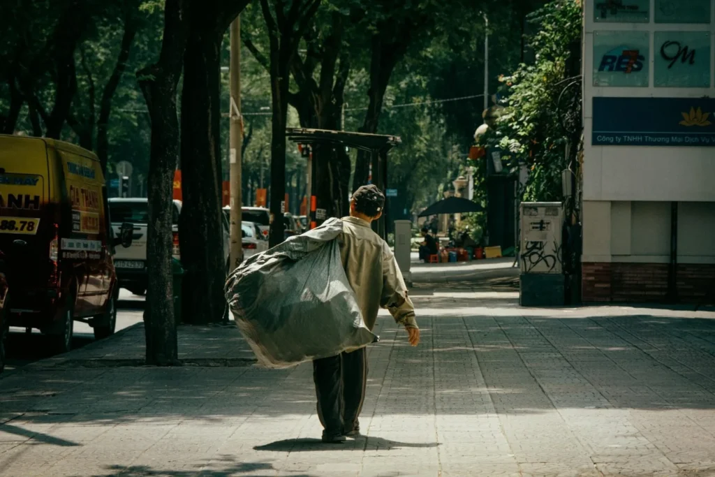 Desigualdades afetam juventudes vulneráveis no Brasil, mostra estudo