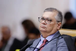 Dino intima presidentes de 21 partidos para explicar destinação de emendas