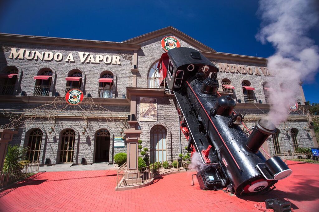 Vídeo: Parque Mundo a Vapor, na Serra Gaúcha, combina entretenimento e conforto térmico nas férias de julho