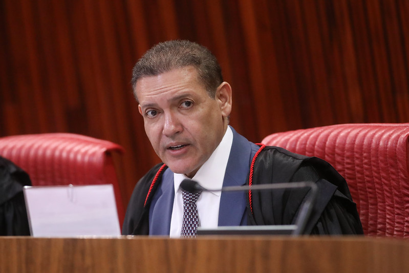 TSE cria conselho para monitorar desinformação e IA nas eleições