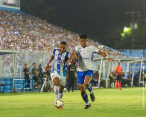 Paysandu vira sobre o Confiança e entra forte na reta final da Série C