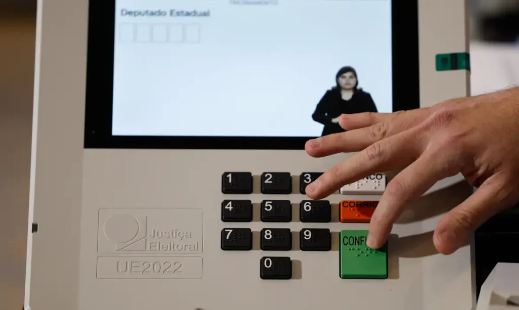 Campanha eleitoral nas ruas e propaganda virtual se iniciam hoje