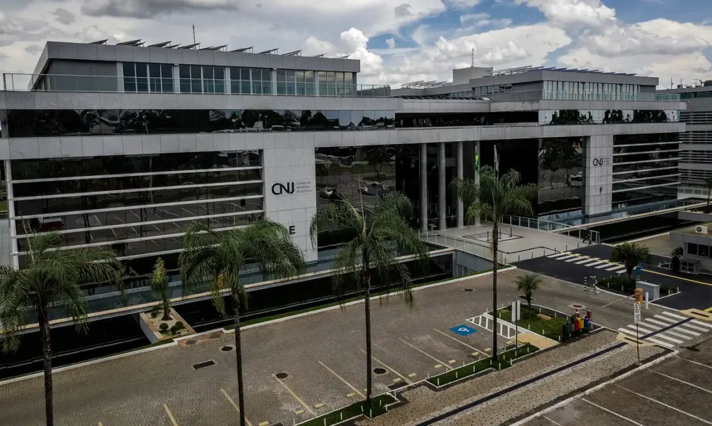 CNJ acaba com “prêmio” de aposentadoria como punição máxima para magistrado que comete crime