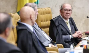 Vídeo: Gilmar reforça a Fachin pedido de acesso integral a celular de Vorcaro