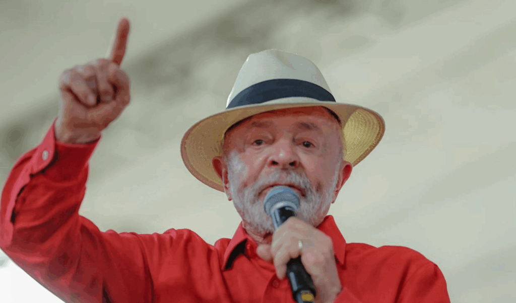 Entorno de Lula lamenta pedido de vista de Dino e prevê desafio à campanha