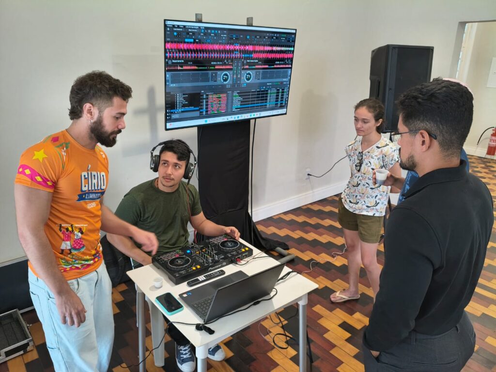 Projeto Círio Iluminado capacita novos talentos na música eletrônica