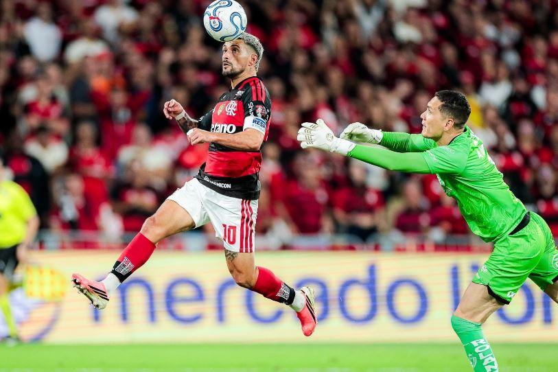 CBF aperta cerco aos estrangeiros, Flamengo reage e Brasileirão muda regra