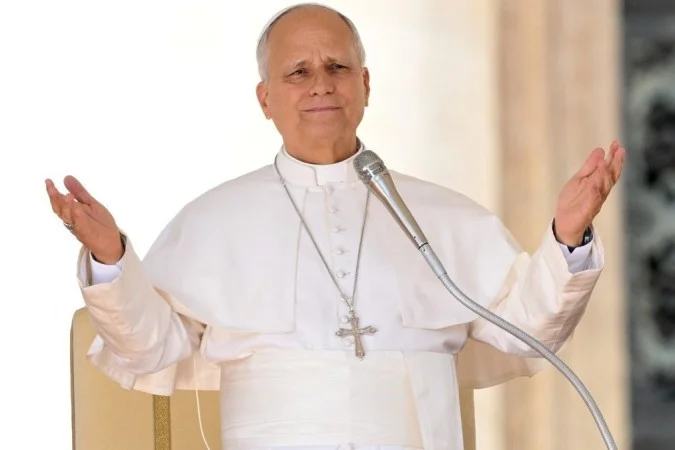 Papa Leão XIV te alta neste sábado após cirurgia e retornará ao Vaticano