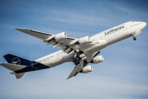 Boeing 747-8L volta aos céus do Brasil pela Lufthansa